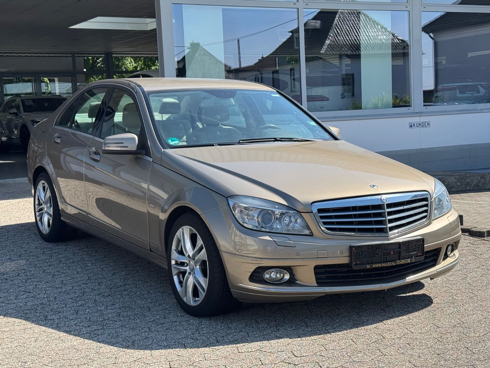 Fahrzeugabbildung Mercedes-Benz C 200 CDI BlueEfficiency/Limousine/TÜV/Xenon