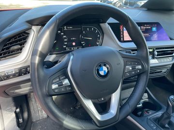 BMW 118i (ab 2018) Advantage DAB LED WLAN Tempomat