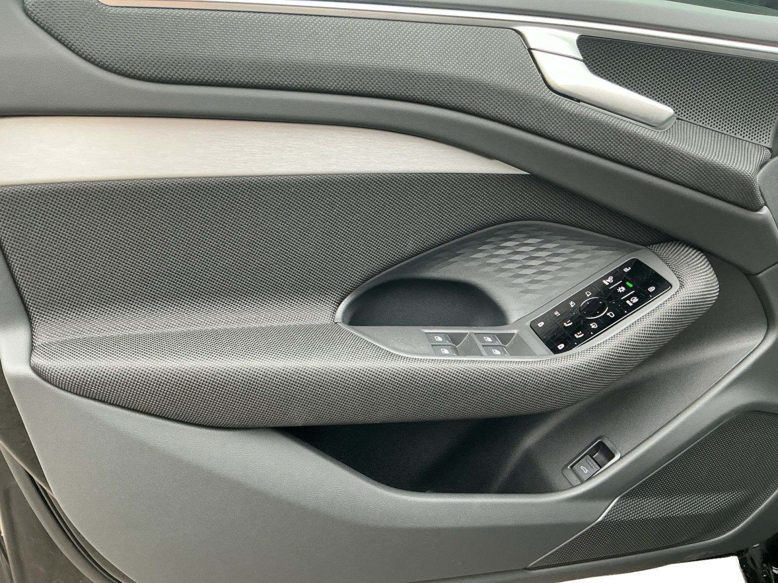 Audi A6 - Bild 15