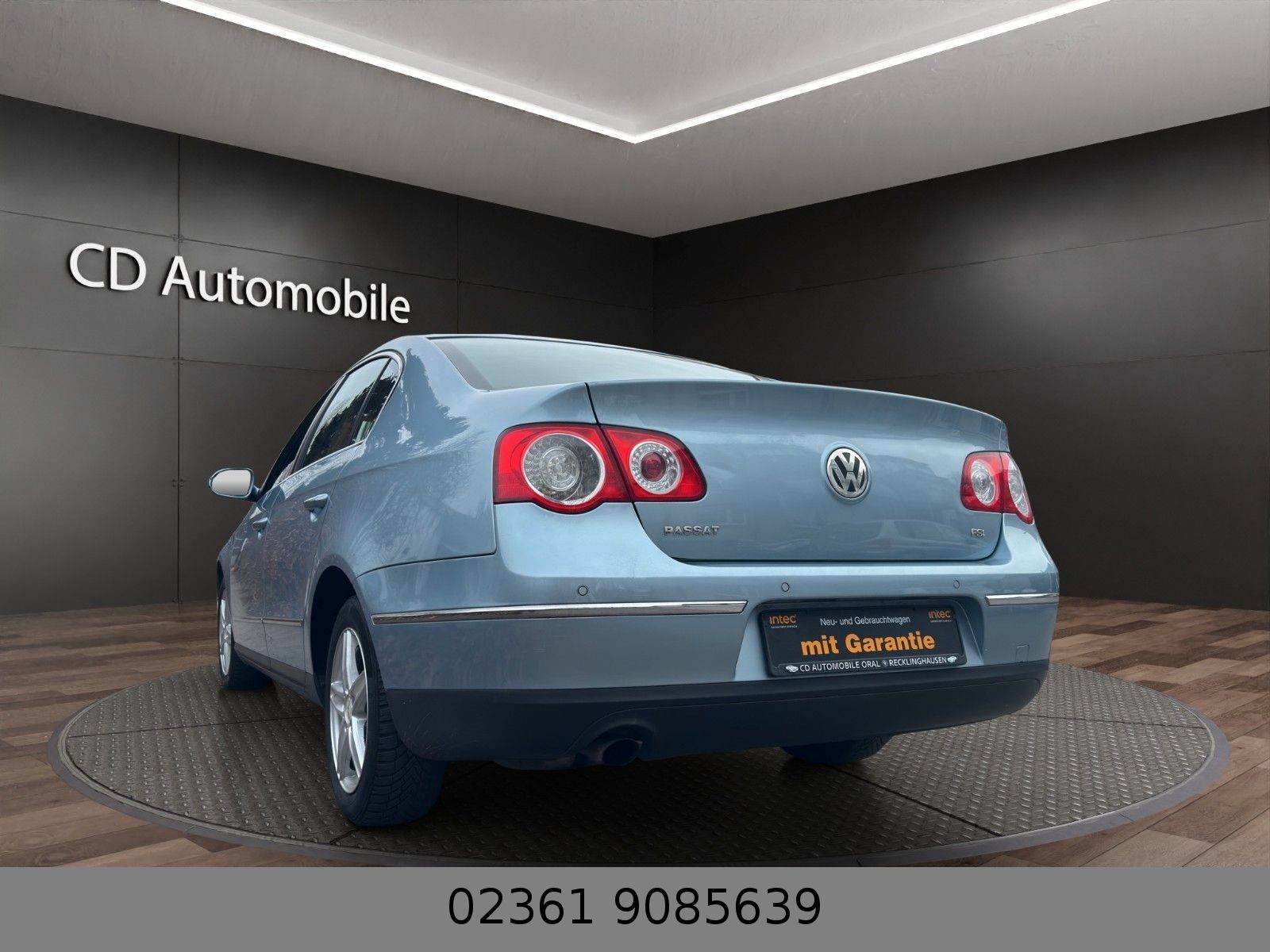 Fahrzeugabbildung Volkswagen Passat Lim. Comfortline;Klimaaut./2xParktronik/