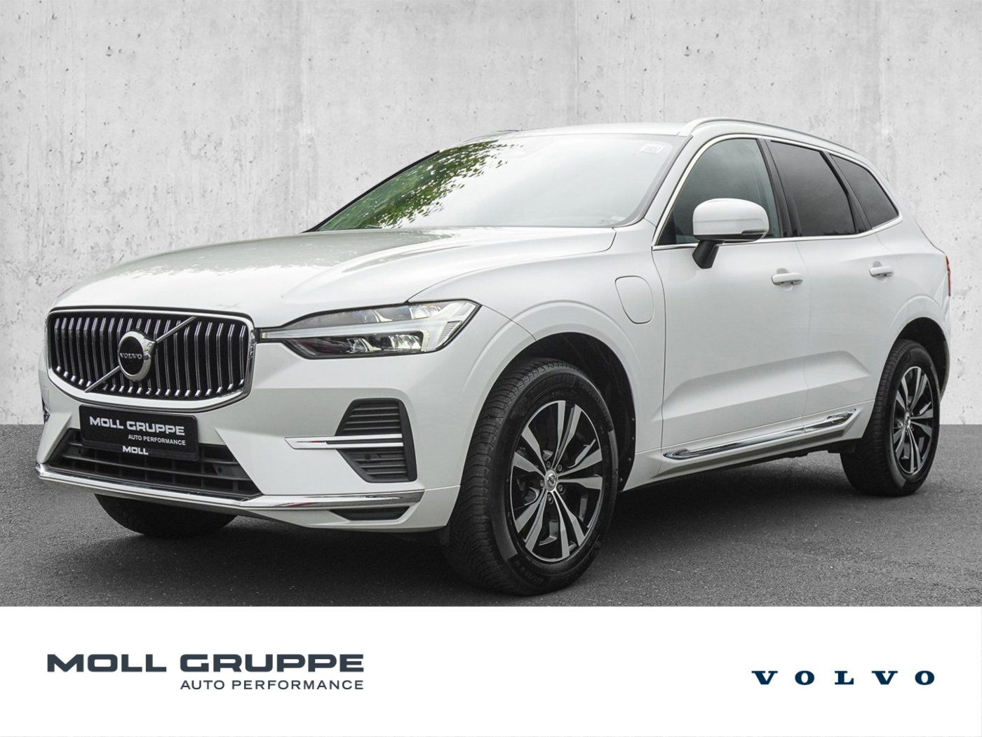 Volvo XC60 T6 AWD Core Bright Plug-in Hybrid AHK PANO foto 1