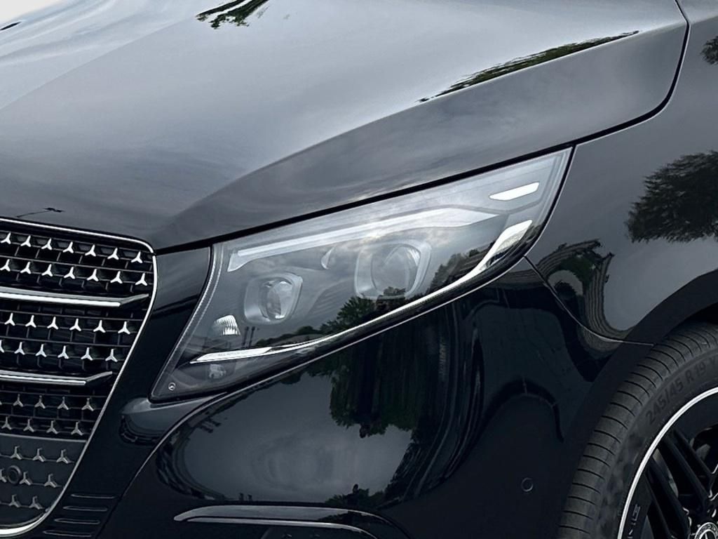 Fahrzeugabbildung Mercedes-Benz V 300 d AVANTGARDE Extralang AIRMATIC AMG STH