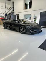 McLaren 600LT Spider - schwarze McLaren 600LT