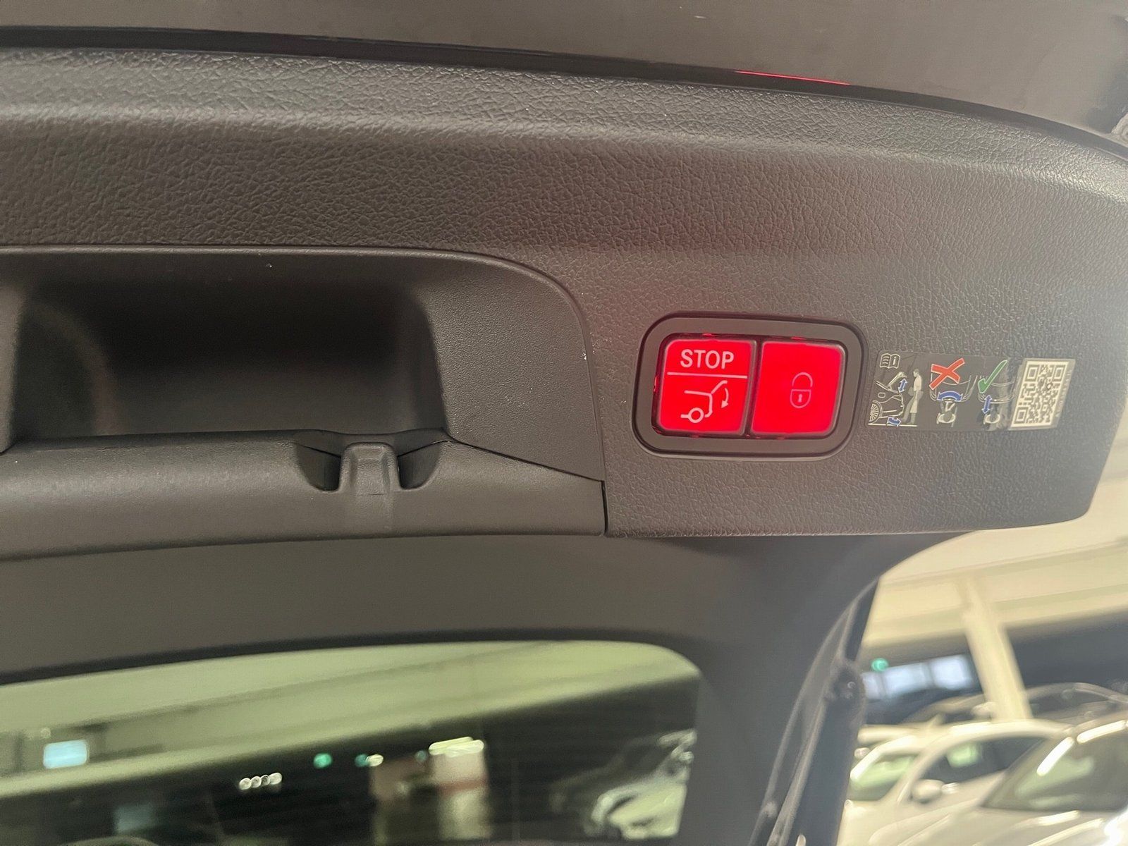 Fahrzeugabbildung Mercedes-Benz GLE 350 de 4M AMG Coupé*Pano*Totwin*AIRMATIC*360