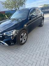 Mercedes-Benz GLC 300 de 4MATIC Autom. - - Hybrid (Diesel/Elektro): Geländewagen