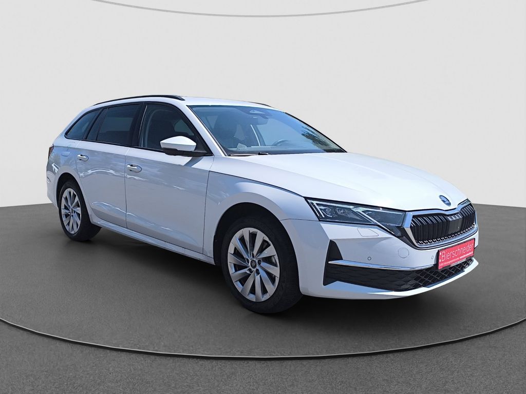 Skoda Octavia — fotografia 3