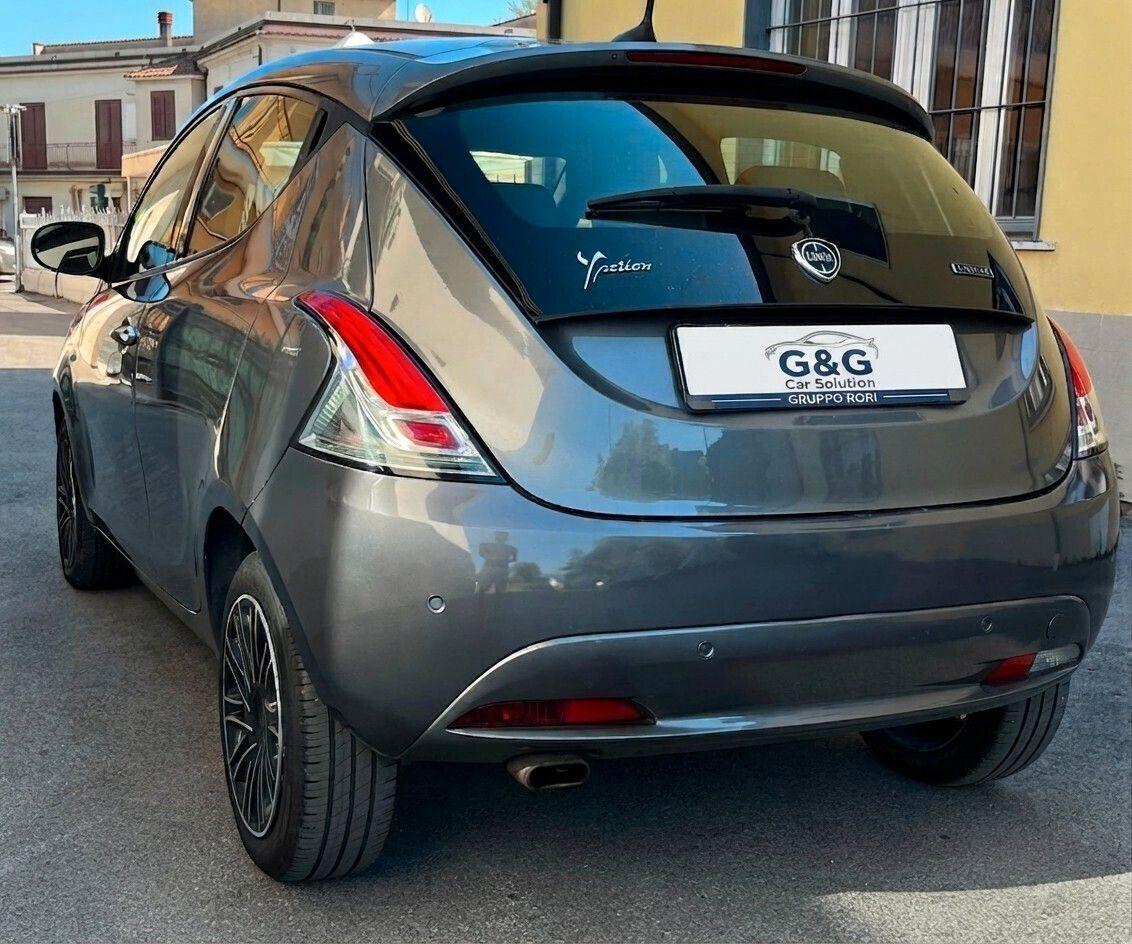 Lancia Ypsilon 1.0 Hybrid Gold - 2022.