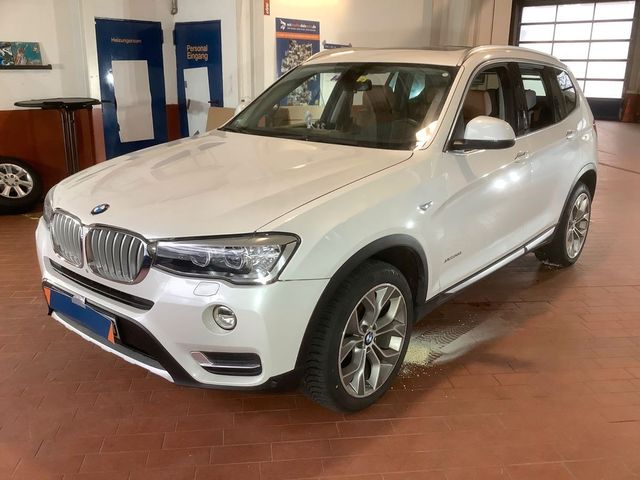 BMW X3 xDrive 35i +BI-XENON+PANO+HUD+LEDER+NAVI+AHK+