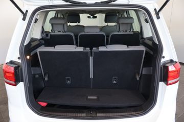 Volkswagen Touran Comfortl. 1.5 TSI AID+ACC+CARPLAY+7 SITZE