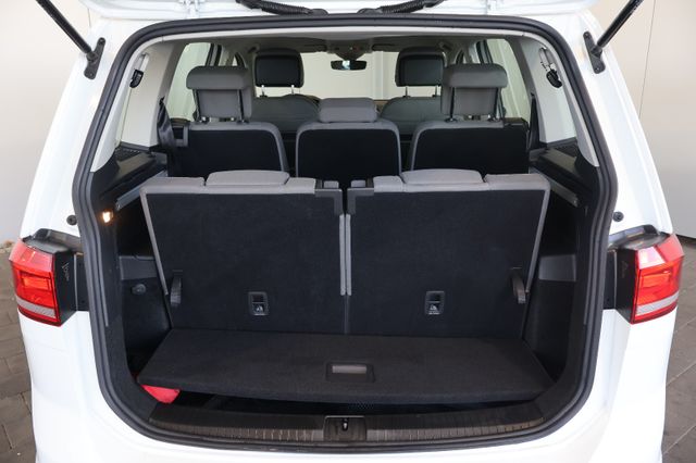 Volkswagen Touran Comfortl. 1.5 TSI AID+ACC+CARPLAY+7 SITZE