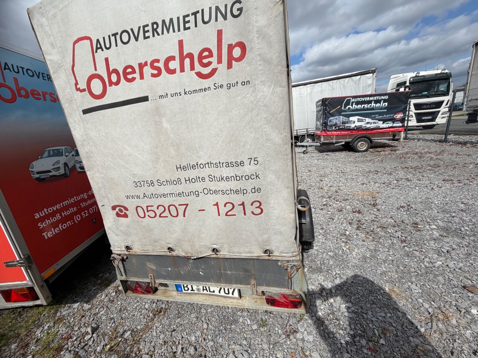 Fahrzeugabbildung Böckmann HB3 Planenanhänger