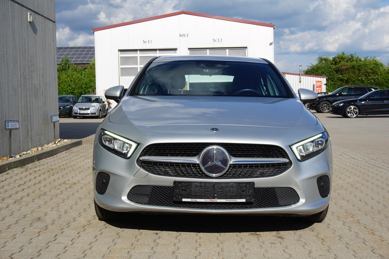 Mercedes-Benz A-Class 1.3 AHK Navi Kamera LED Tempomat, миниатюра 5