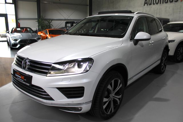 Volkswagen Touareg V6 TDI/4Mot/BI-XEN/NAVI/TOTW/2.HAND/PANO