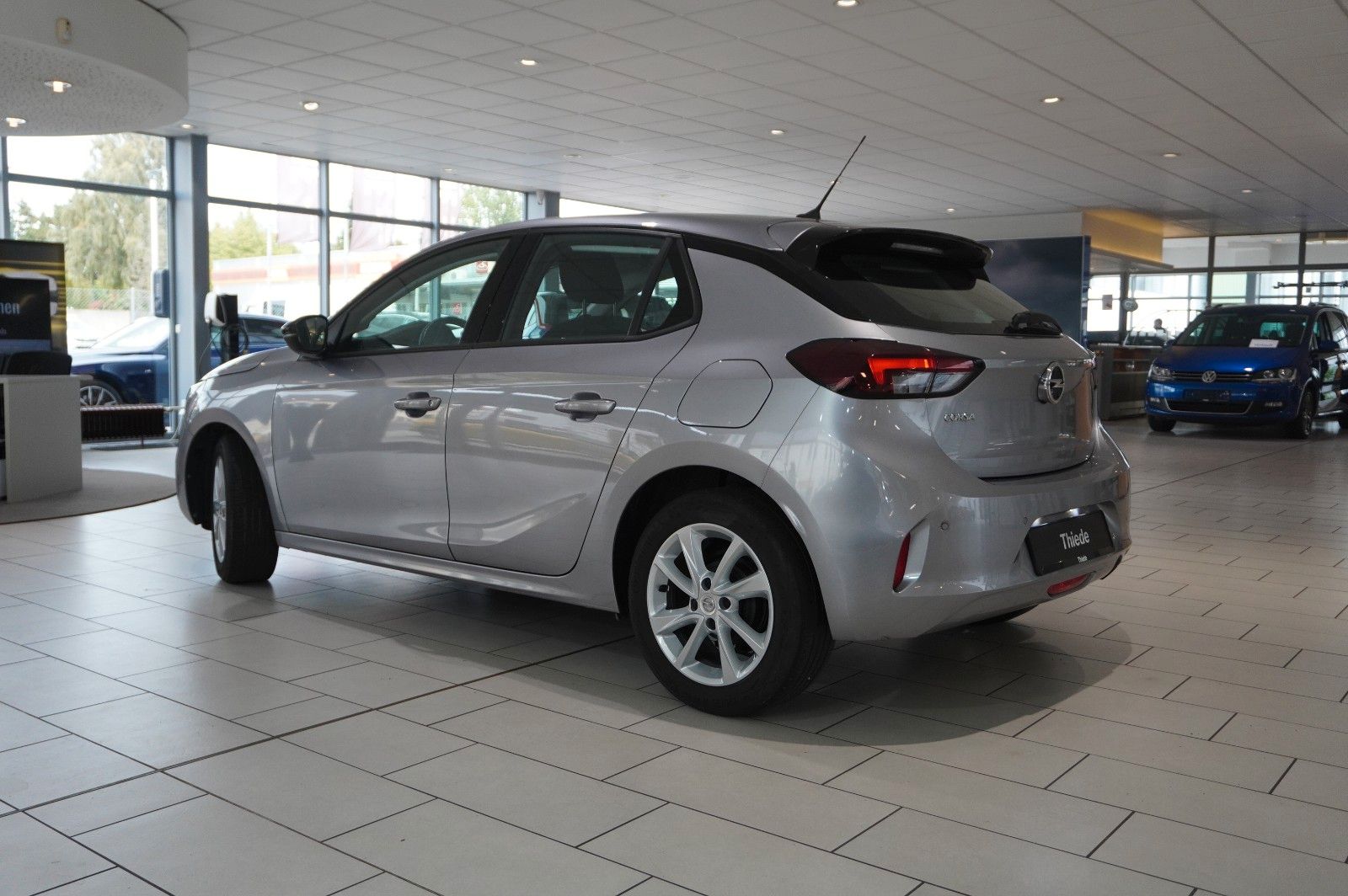 Fahrzeugabbildung Opel Corsa F 1.2 ELEGANCE NAVI/LED/TEMP./SPORT/DAB+