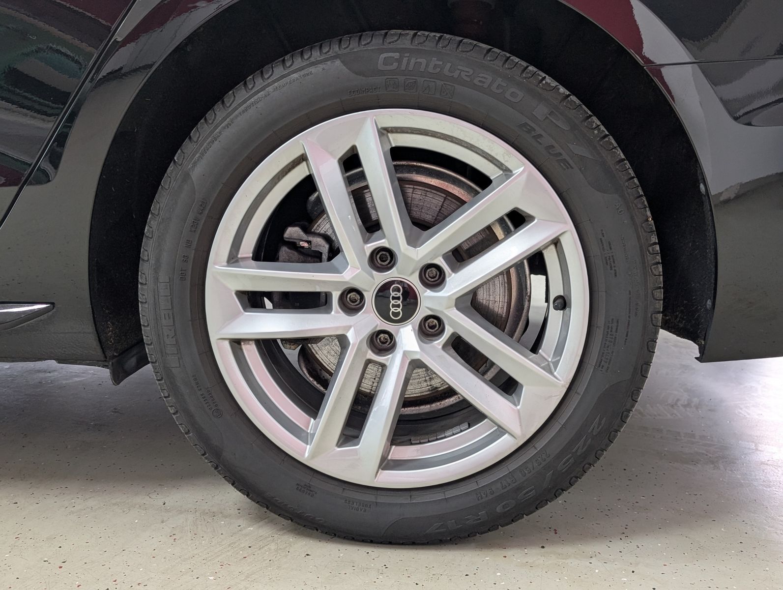Fahrzeugabbildung Audi A4 40 TFSI advanced SPORT-DINAMICA APS MATRIX