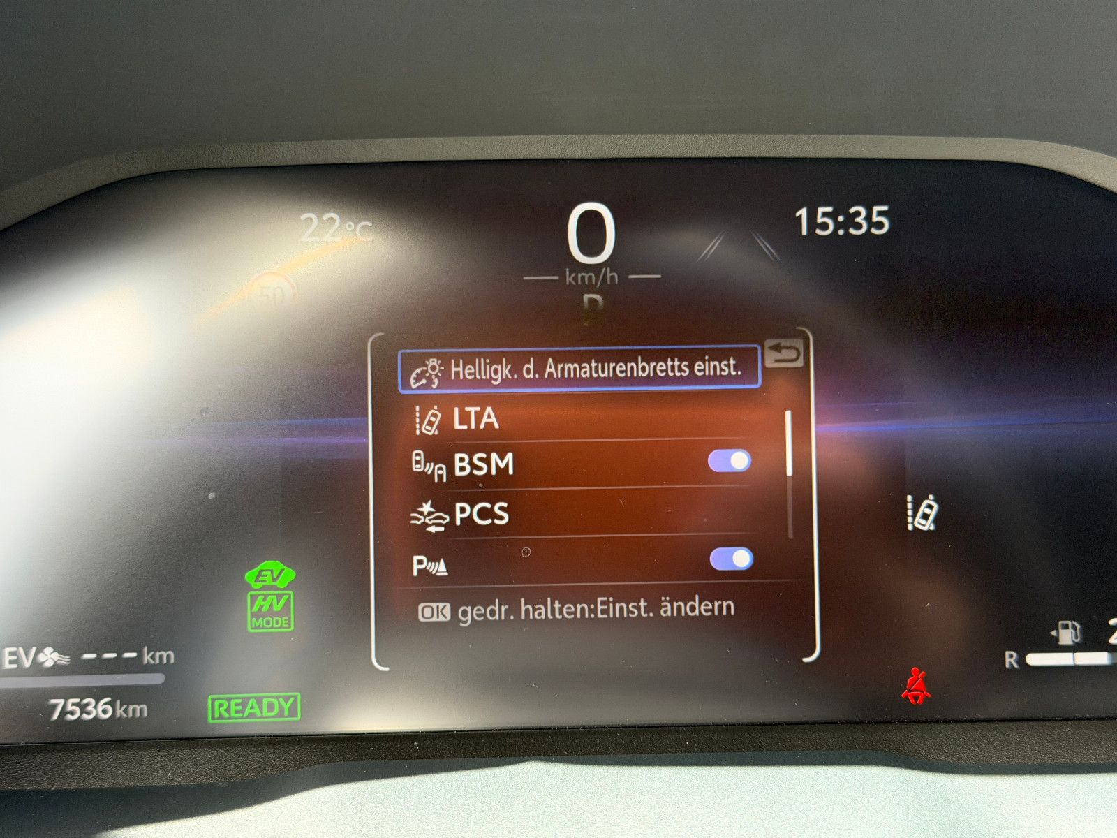 Fahrzeugabbildung Suzuki Across 2.5 Plug-In Hybrid Comfort+ E-Four/ACC/
