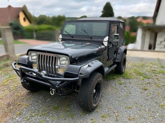 Jeep Wrangler 4.2i 4x4 Differenzialsperre 4xSitze