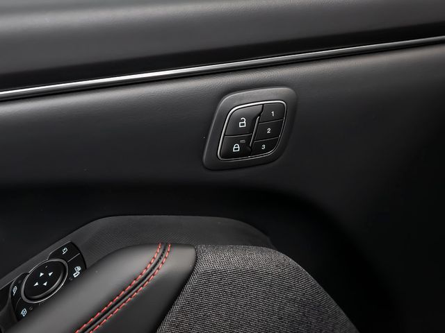 Ford Mustang Mach-E P.-Dach Digitales Cockpit Leder