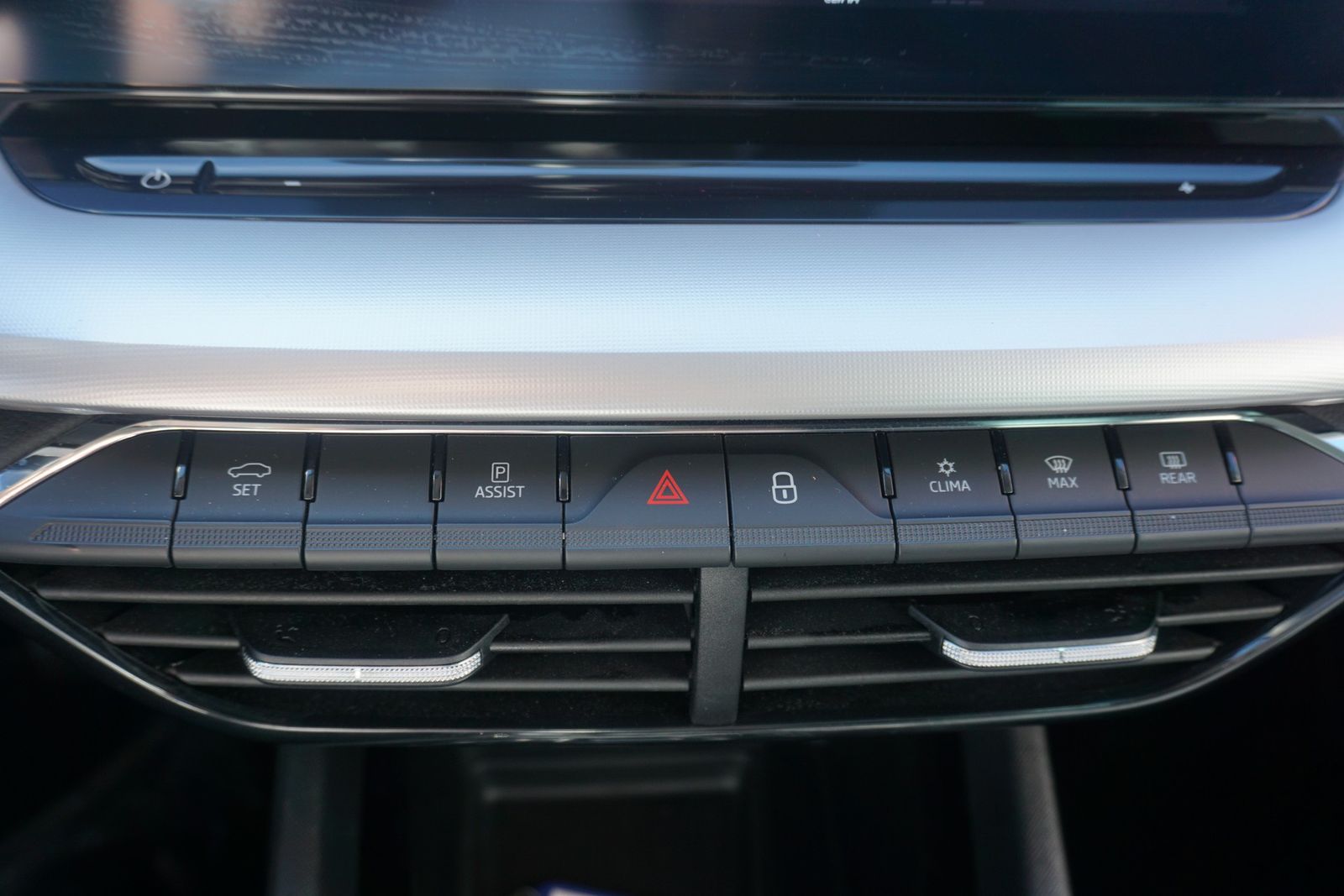Skoda Octavia Combi Clever DSG LED Android Apple DAB foto 18