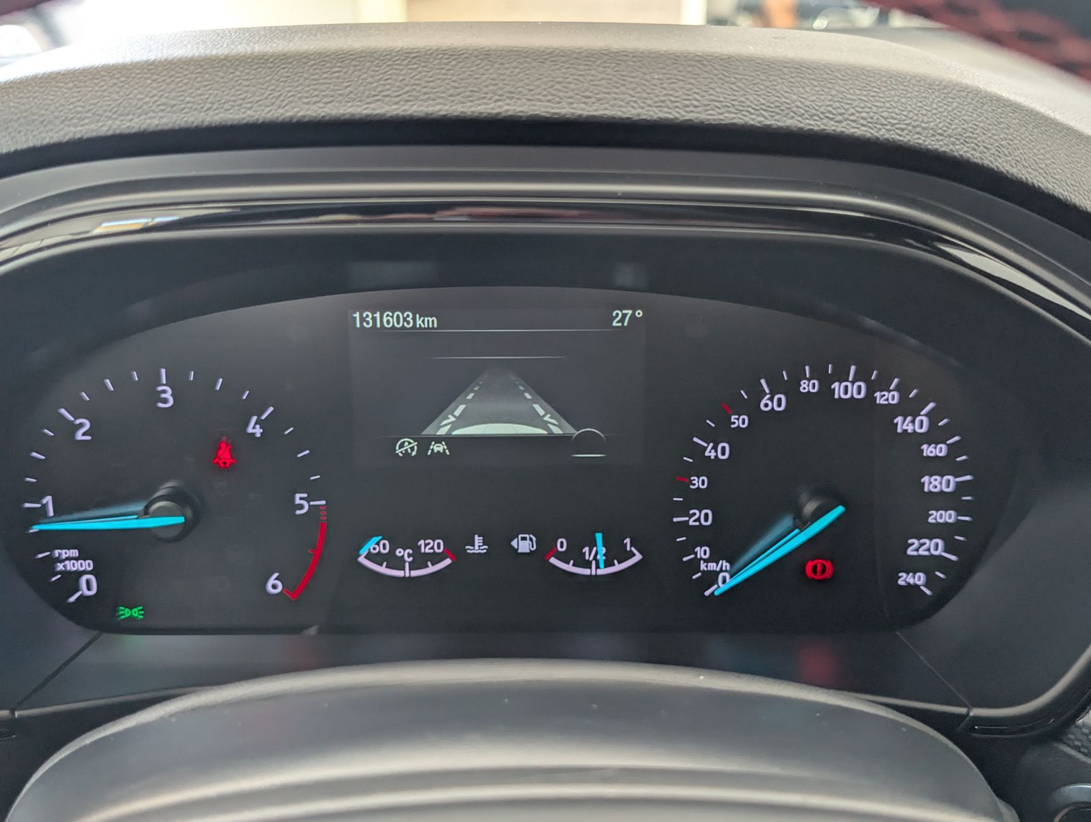 Fahrzeugabbildung Ford Focus ST-Line X LED AHK TEMP LHZ SHZ CAM APPLINK