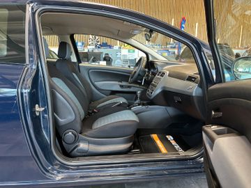 MYAUTOCENTER – Gebraucht- und Jahreswagen mit Werkstattservice in Pfaffenhofen Fiat Grande Punto 1.2 8V Dynamic *TÜV:927*