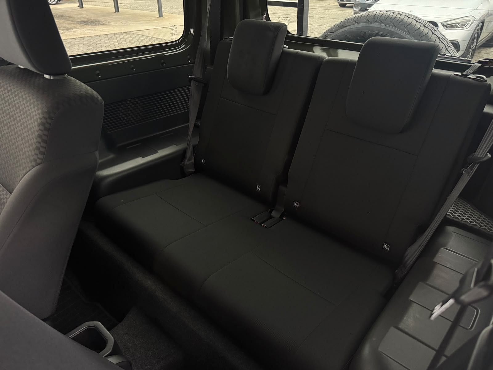 Fahrzeugabbildung Suzuki Jimny Comfort+ AllGrip,4WD,AUTOMATIK,AHK,4 Sitze