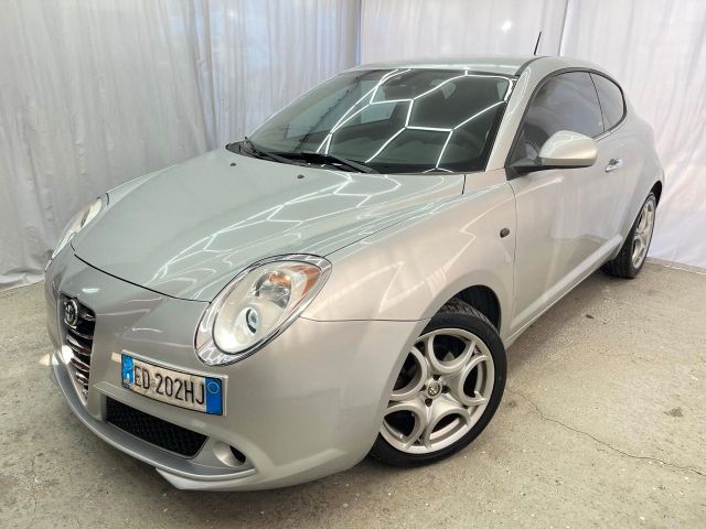 Alfa Romeo MiTo 1.6 JTDm 16V Distinctive SPORT P