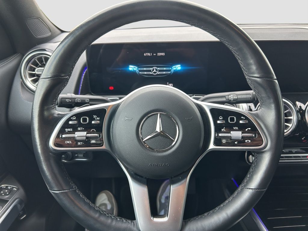 Fahrzeugabbildung Mercedes-Benz GLB 200 Night Paket*MULTIBEAM LED*360*AppleCarPl