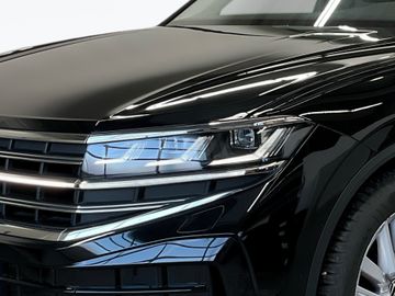 Volkswagen Touareg - 6