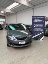 Lancia Ypsilon 1.0 Firefly hybrid silver - Lancia Ypsilon aus 2022