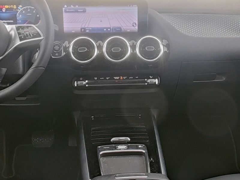 Fahrzeugabbildung Mercedes-Benz B 200 PROGRESSIVE*MULTI-B-LED*WINTER-PAKET*KAMER