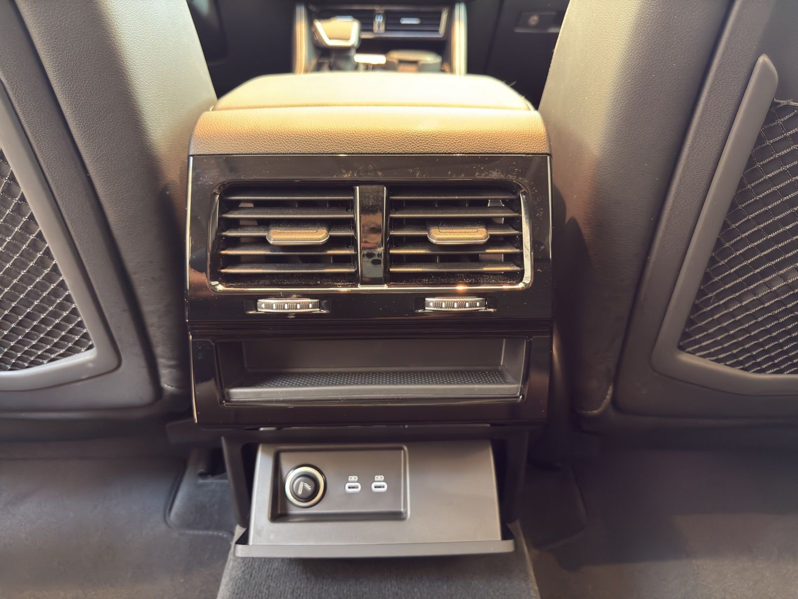 Volkswagen Touareg - Bild 17