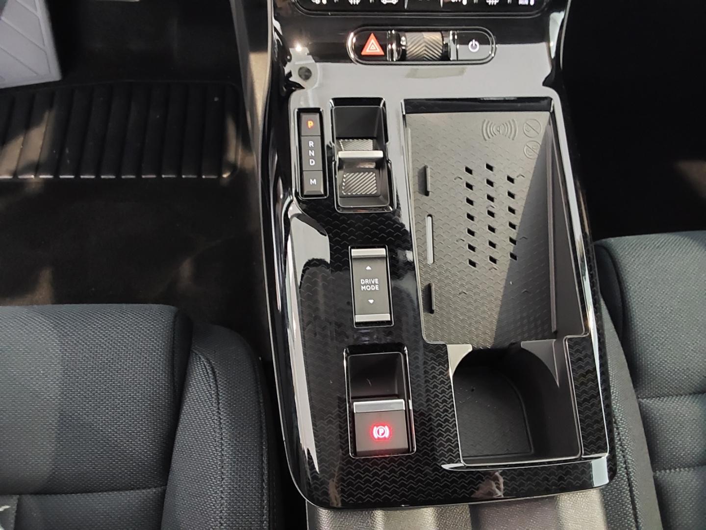 Citroën C5 Aircross Hybrid 145 Doppelkupplung 6-Gang PLU
