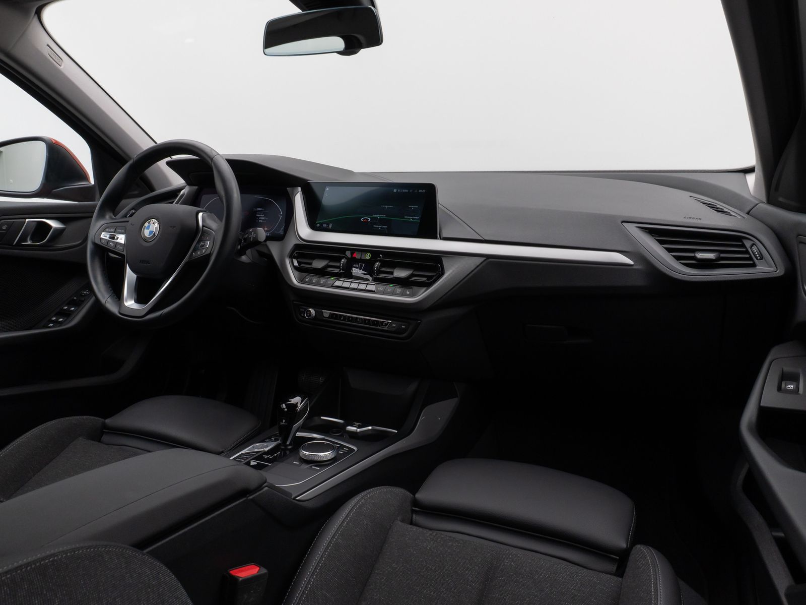 Fahrzeugabbildung BMW 118i DAB CockPitPro PDC Lordos LED Stop&Go Sport