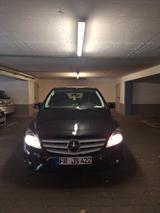 Mercedes-Benz B 180 CDI - Mercedes-Benz B 180 Gebrauchtwagen in Freiburg