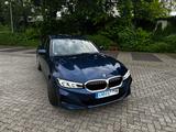 BMW 318d Aut. - *LCI*WIDESCREEN*HUD*KAMERA*SHZ*HIFI  - BMW 318 in Herne