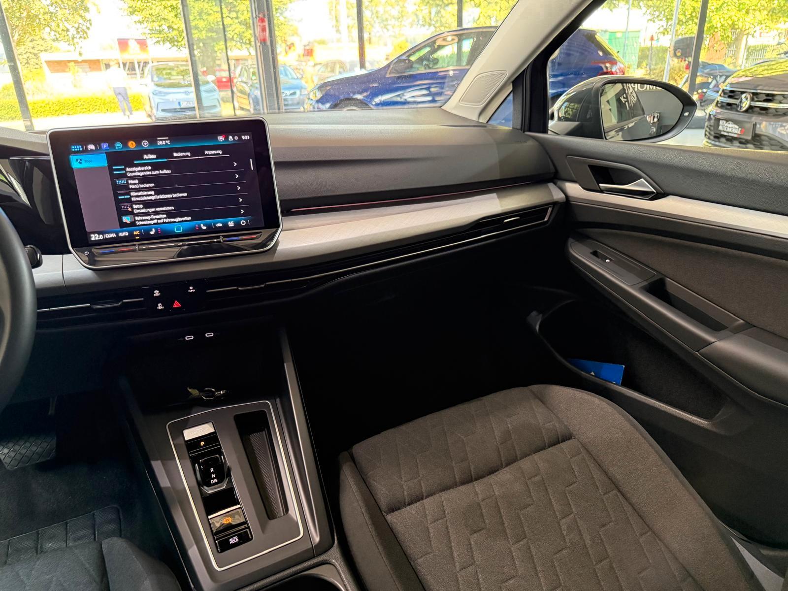 Volkswagen Golf VIII Lim. 1.5 eTSI 110 kW Life/LED/DSG, миниатюра 21