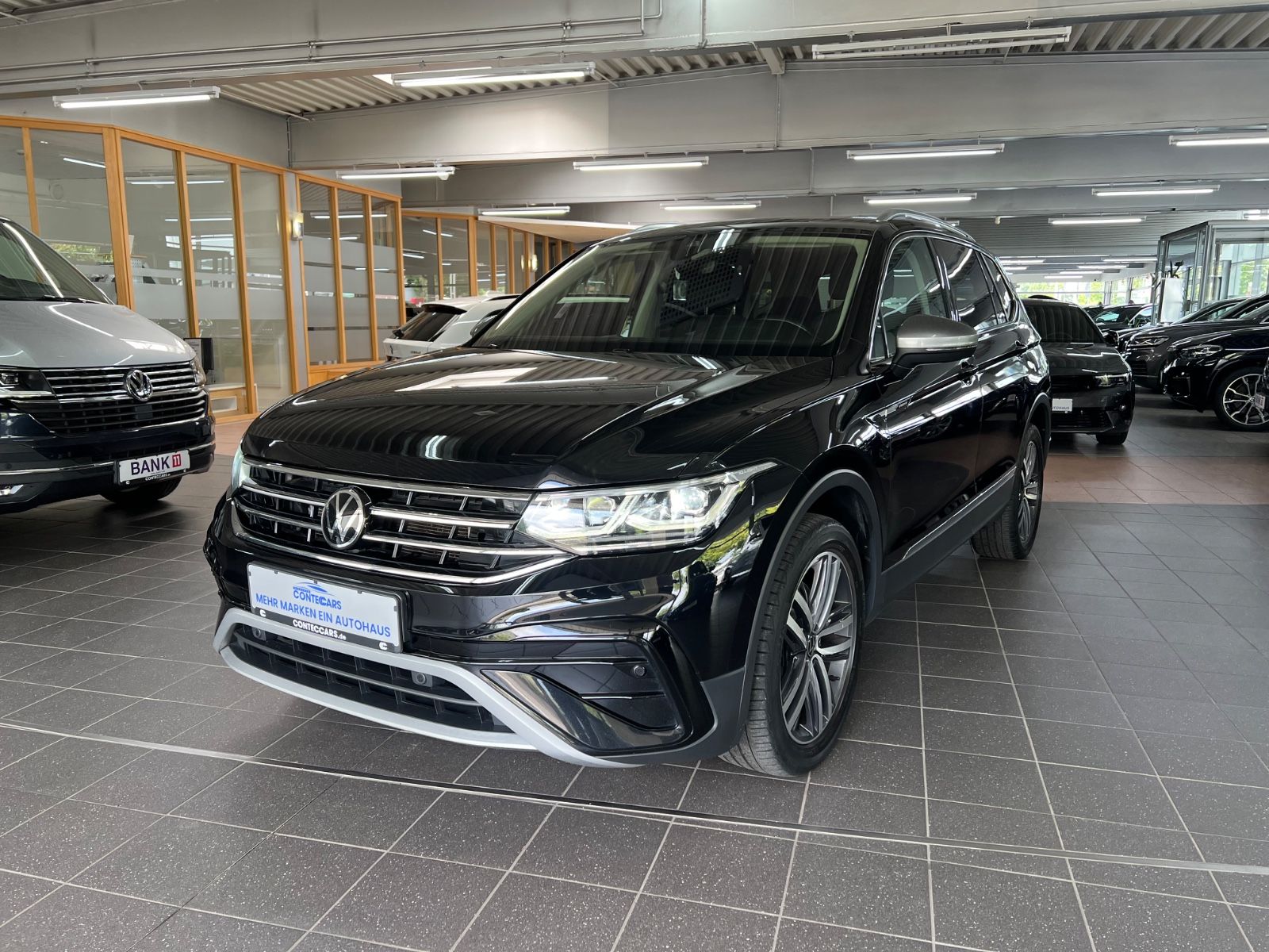 Volkswagen Tiguan 2.0 TDI Allspace Elegance 4M VIELE EXTRAS imagem 2