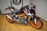 KTM 390 Duke A2 tauglich, viel Zubehör - Angebote entsprechen deinen Suchkriterien