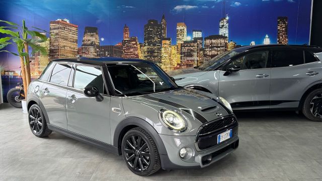 MINI Mini 2.0 Cooper SD aut. Hype 5 porte-2019