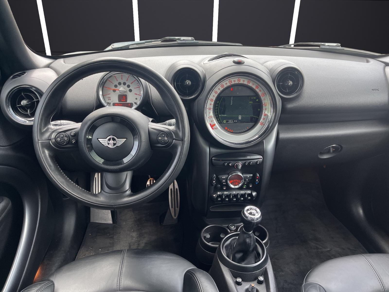 MINI Cooper S Countryman All4 Pano Navi Leder