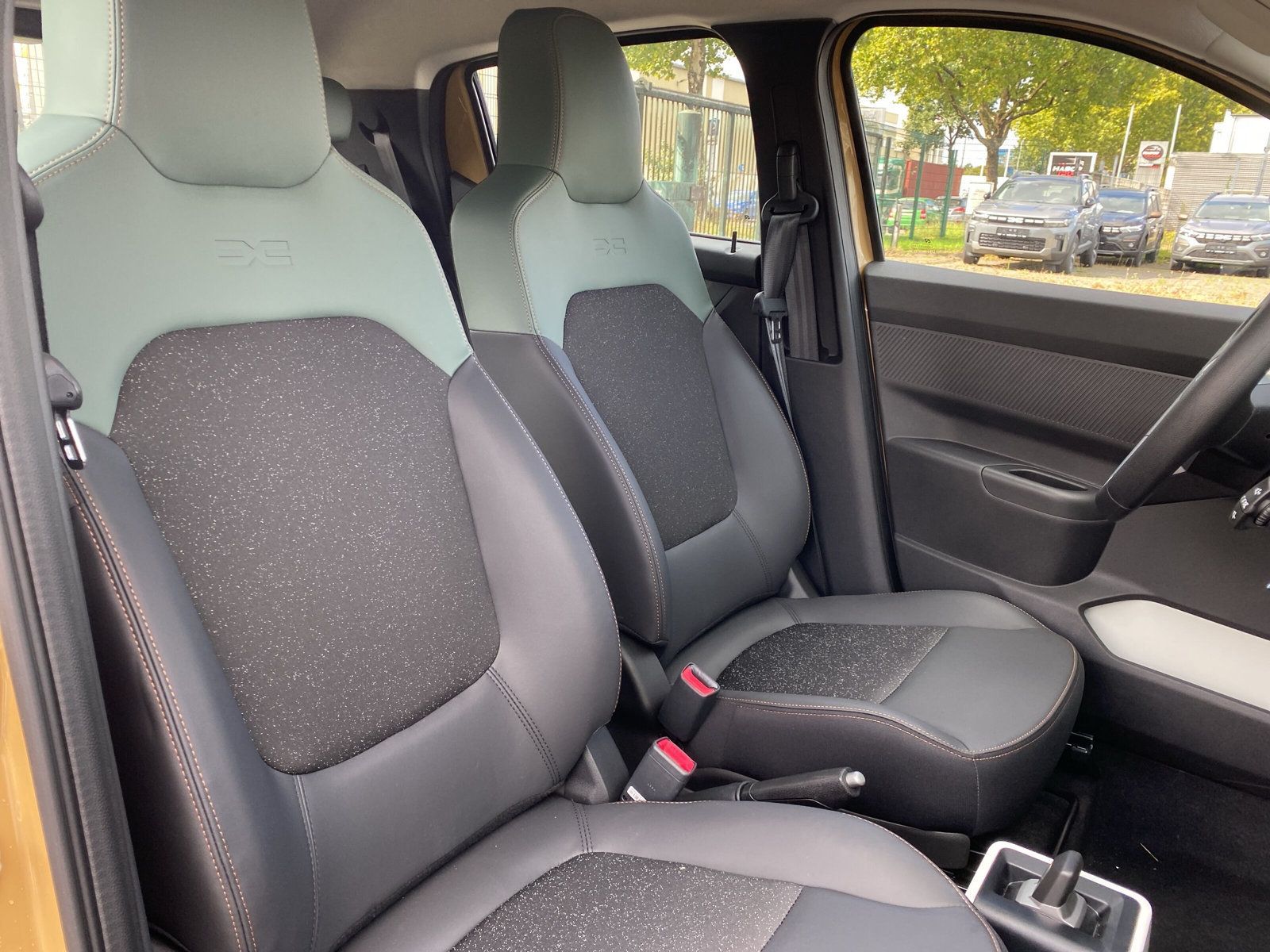 Dacia Spring - Bild 13