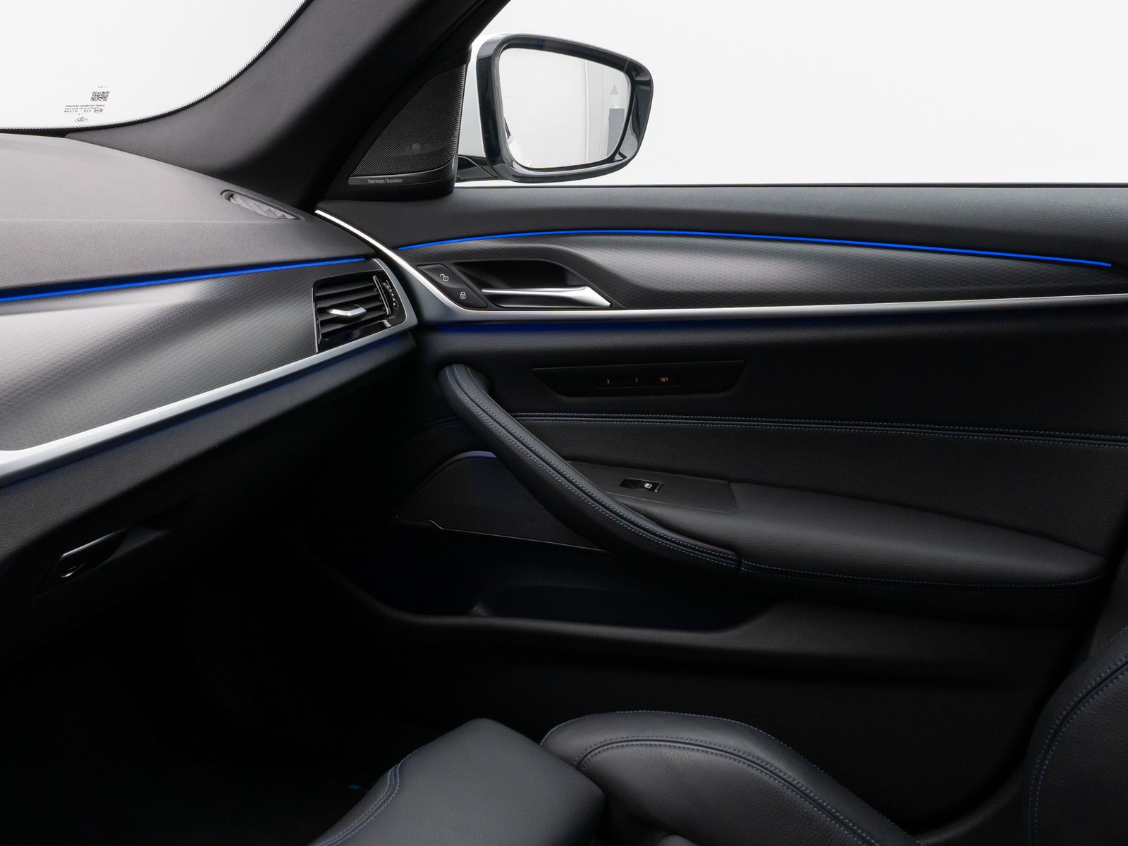 Fahrzeugabbildung BMW 540d xD M Sport Kamera DAB H/K AHK Alarm 20Zoll