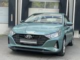 Hyundai i20 Select aus 1-Hand - Tempomat Klima - Hyundai i20: Grün