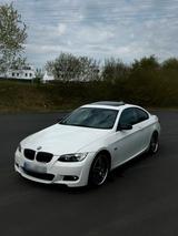 BMW Bmw E92 335i - BMW 335 aus 2009: Coupe, 335i