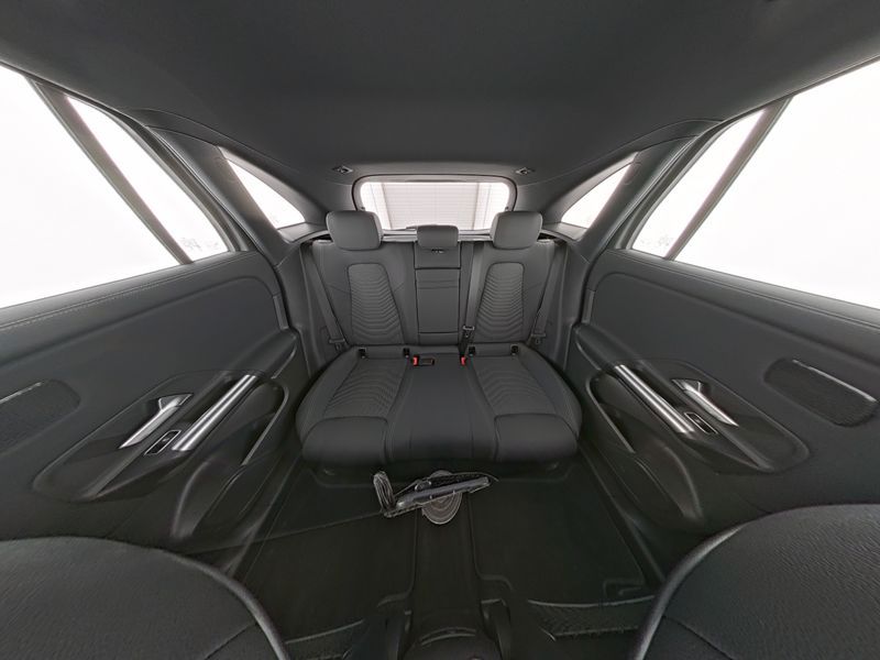 Fahrzeugabbildung Mercedes-Benz EQA 250+ Progressive AHK Distr.+ Memory LED 360°