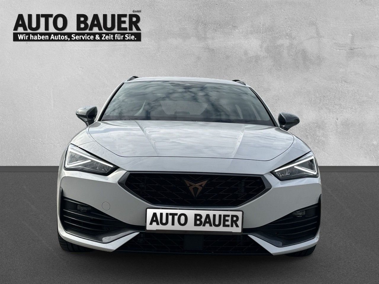 Fahrzeugabbildung CUPRA Leon Sportstourer VZ 2.0 TSI 4Drive - mit KI generiert/bearbeitet