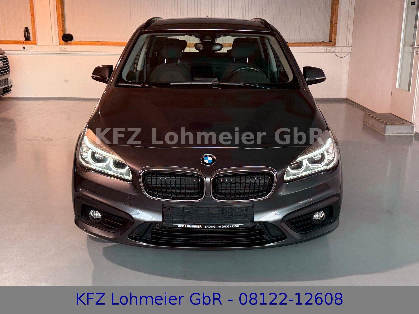 BMW 218i Active Tourer Advantage *LED*Navi*SH*PDC*
