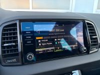 Skoda Karoq Sportline 2.0 TDI DSG 4x4 STHZG AHK 5JGAR! bei Autohaus Landmann & Maier OHG