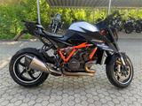 KTM 1290 Suoerduke R EVO